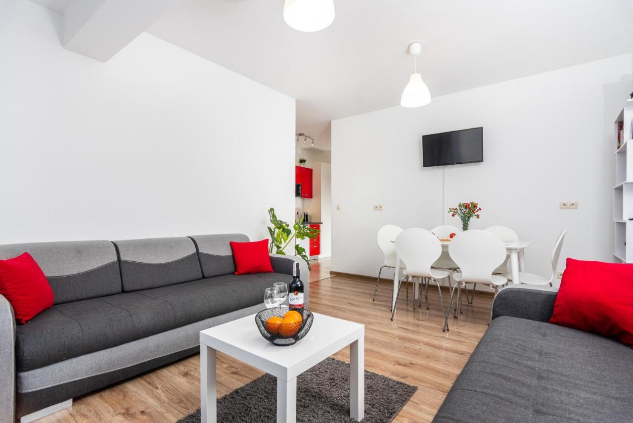 Apartamenty Niko Zator Exteriör bild